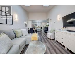 68 HARRIS Avenue UnitNo. D - 18