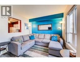 90 MOOREGATE Crescent UnitNo. 27 - 18