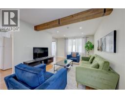 350 VICTORIA Street S - 3