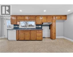 407 BELL Street - 10