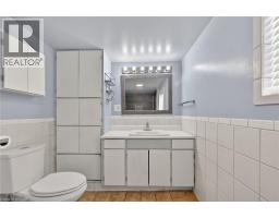 407 BELL Street - 12