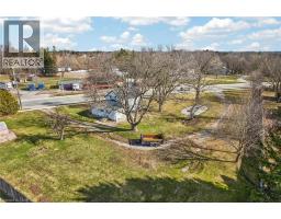 407 BELL Street - 37