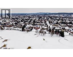 38 DEER RIDGE Crescent - 32