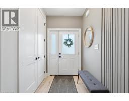 744 NELSON Street W UnitNo. 4 - 4