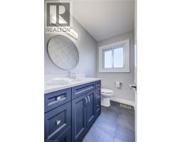 63 KINGSTON Crescent - 20