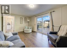 63 KINGSTON Crescent - 22