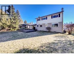 63 KINGSTON Crescent - 39