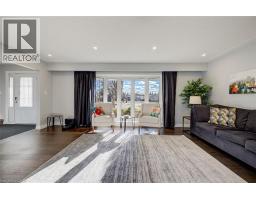 63 KINGSTON Crescent - 9