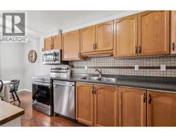 20 IVY Crescent - 11