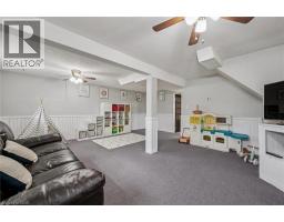 20 IVY Crescent - 24