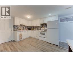 110 HAZELGLEN Drive - 22