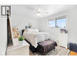 26 WILTSHIRE Drive - 14