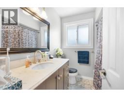 26 WILTSHIRE Drive - 16