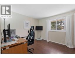 375 KINGSCOURT Drive UnitNo. 42 - 21