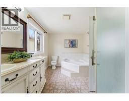 332 KEEWATIN Avenue - 18