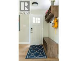 183 SUNNYRIDGE Road - 3