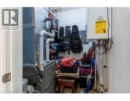 183 SUNNYRIDGE Road - 32