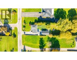 183 SUNNYRIDGE Road - 37