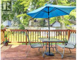 12 MILLER Crescent - 11