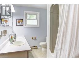 12 MILLER Crescent - 29