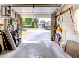 12 MILLER Crescent - 7