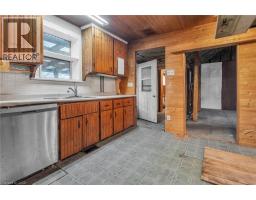 42 SANDERS Street - 15