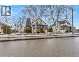 42 SANDERS Street - 4