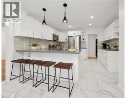 757 WESTMOUNT Road W - 25