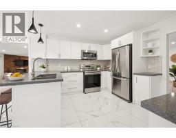 757 WESTMOUNT Road W - 26