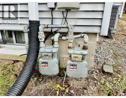 252 ROBINSON Street - 33