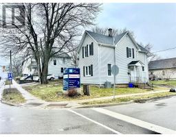 252 ROBINSON Street - 6