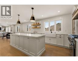 204 FALLING BROOK Drive - 11