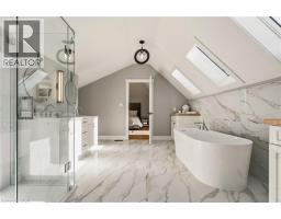 204 FALLING BROOK Drive - 32