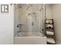 204 FALLING BROOK Drive - 39