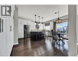 15 PIETER VOS Drive - 10