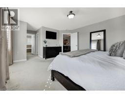 15 PIETER VOS Drive - 17