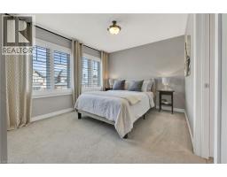 15 PIETER VOS Drive - 21