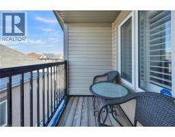 15 PIETER VOS Drive - 30