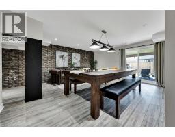 15 PIETER VOS Drive - 33