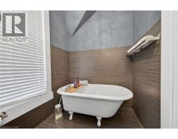 40 ST ANDREW Street - 27