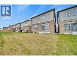 285 BROADACRE Drive - 41
