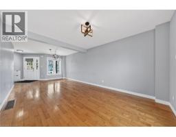 215 MUNNOCH Boulevard - 12