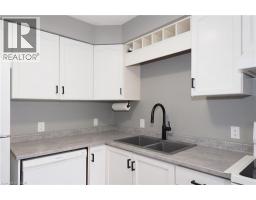 47 HIAWATHA Road - 17