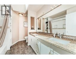 219 CORRIE Crescent - 24