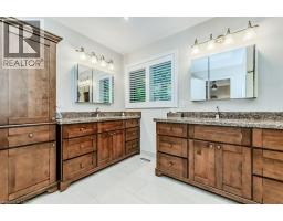 219 CORRIE Crescent - 28