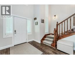 219 CORRIE Crescent - 4