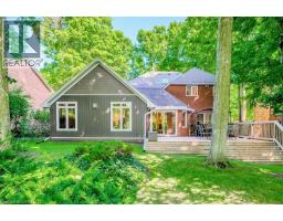 219 CORRIE Crescent - 44