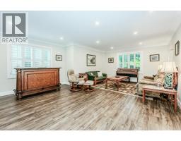 219 CORRIE Crescent - 6