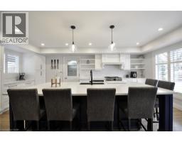 19 WOODLAND Drive - 13