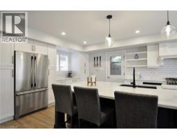 19 WOODLAND Drive - 8